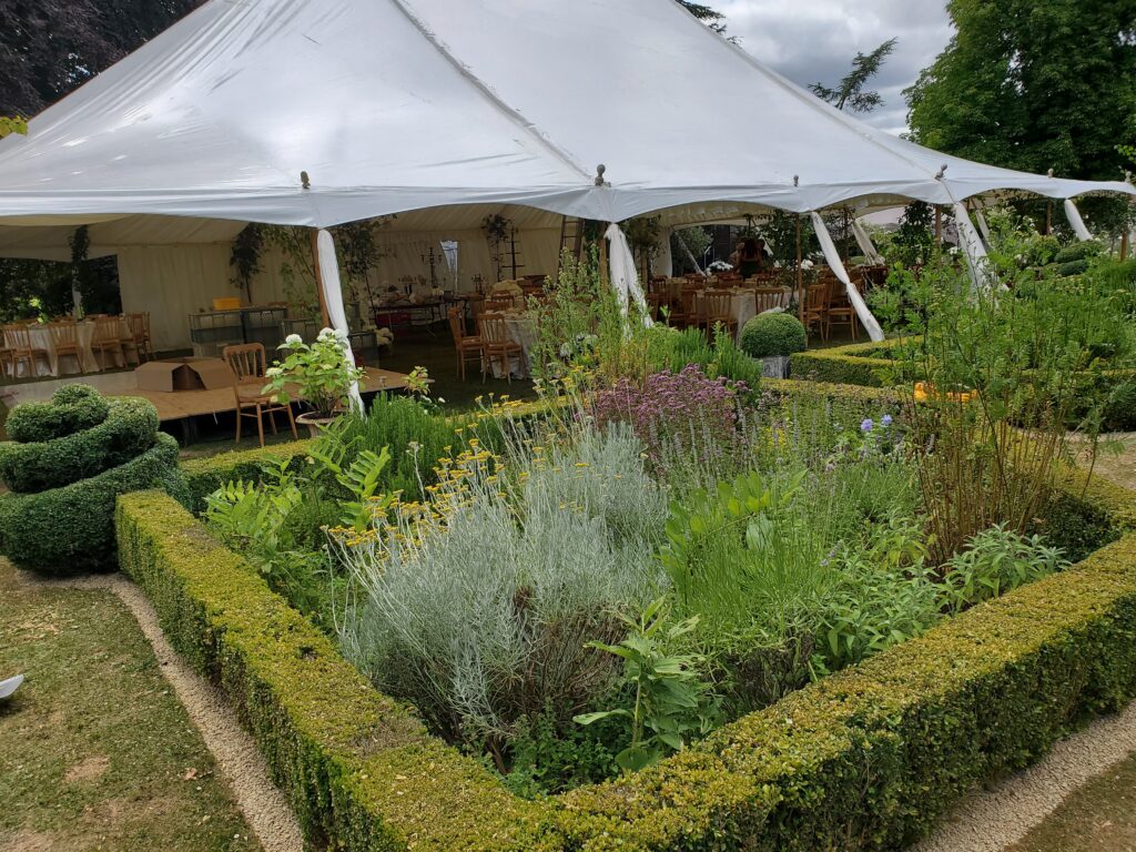 Professional Marquee & Tent Hire in Hereford
Welcome to Little Malvern Farming Company – Marquee & Tent Hire Hereford, providing elegant, reliable and professionally installed marquees and sail tents for weddings, private parties, corporate events and countryside celebrations across Hereford and wider Herefordshire.
With strong rural roots and practical land experience, we specialise in marquee installations for private estates, farms, gardens and open countryside venues. Whether you’re hosting a wedding near Hereford Cathedral, a garden celebration in the Golden Valley, or a rural event outside Ledbury, we provide safe, stylish and weather-protected event spaces.