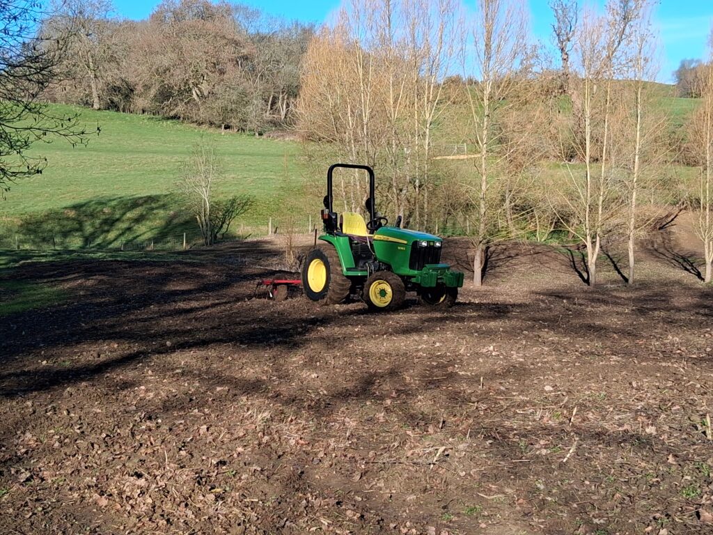 Paddock Yard Services Oxfordshire